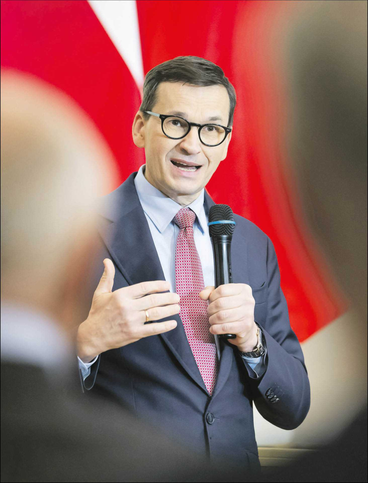 Otoczenie byłego premiera Mateusza Morawieckiego stara się studzić konfliktowe nastroje