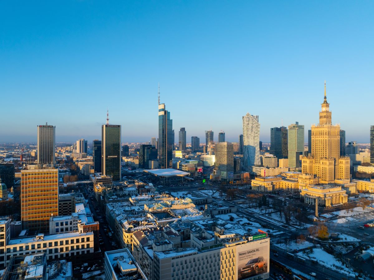 Nikt się tego nie spodziewał. Warszawa wśród najlepszych rynków nieruchomości w Europie. Kogo pokonała?