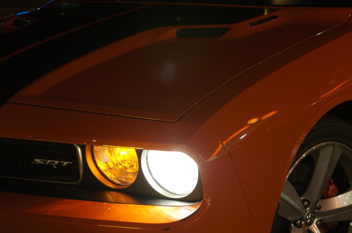 Światła mają duży wpływ na bezpieczeństwo na drodze.  fot. Newspress