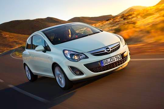 Co oznacza podnosząca się ilość oleju ? fot. Opel
