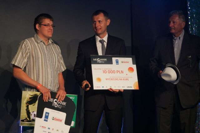Mechanikiem Roku 2011 został Krzysztof Sobiecki z warsztatu Auto Centrum Ziomek w Trzebini. Fot. Materiały Prasowe
