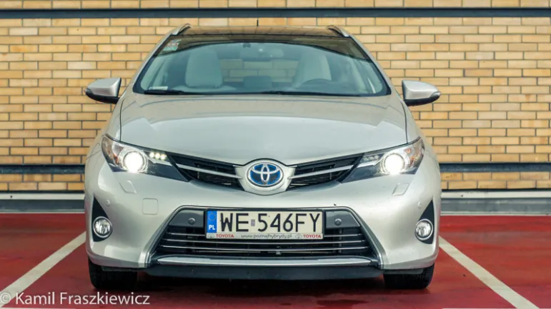 Toyota Auris Touring Sports Hybrid