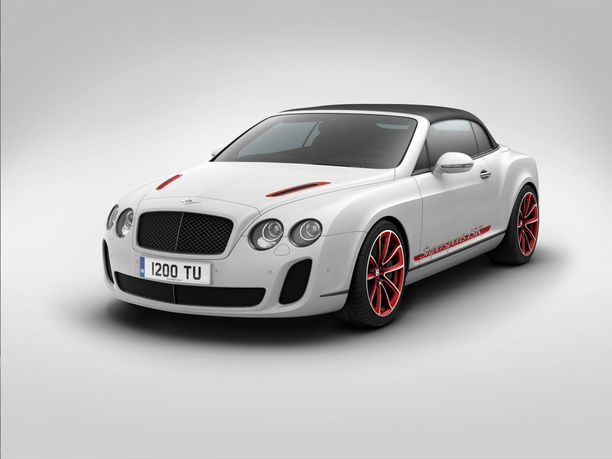 Sercem Bentleya Continental Supersports Convertible ISR jest sześciolitrowy silnik W12 wyposażony w dwie sprężarki. Potężna jednostka wytwarza 640 KM mocy i osiąga moment obrotowy o robiącej duże wrażenie wartości 800 Nm. To najmocniejszy silnik, jaki kiedykolwiek został zastosowany w seryjnym Bentleyu. Do tego dochodzą jeszcze modyfikacje intercoolera, a także w układu wydechowego i poboru powietrza. 