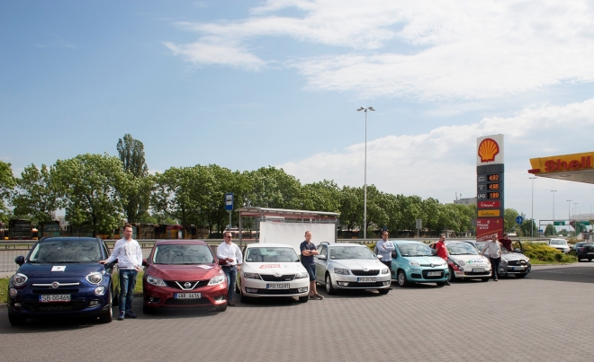 XII Supertest Ekonomii, organizowany przez Auto Klub Dziennikarzy Polskich, odbył się 30 maja i wiódł trasą pierwszego Rajdu Polski z 1921 r. – z Warszawy do Białowieży i z powrotem. W sumie uczestnicy mieli do pokonania dystans 458 km, z czego ponad połowę po drogach wojewódzkich, jedną trzecią po drogach krajowych, a 12 proc. po autostradach i drogach ekspresowych. 