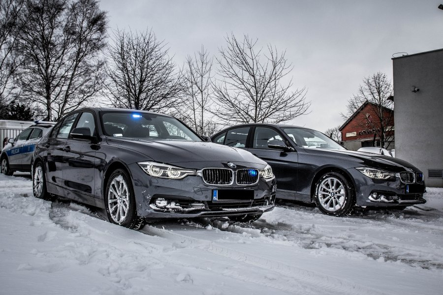 Policja otrzymała kolejne nieoznakowane radiowozy BMW / fot. Policja
