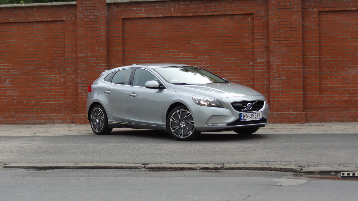 Volvo V40 - przód