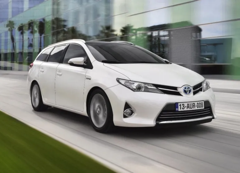 Toyota Auris TS 2013