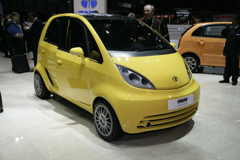 Tata Nano to obecnie jeden z najtańszych modeli samochodów na świecie. Czteroosobowe auto zadebiutowało na 9. salonie Auto Expo 2008 w Delhi i początkowo przeznaczone było wyłącznie na rynki azjatyckie. 