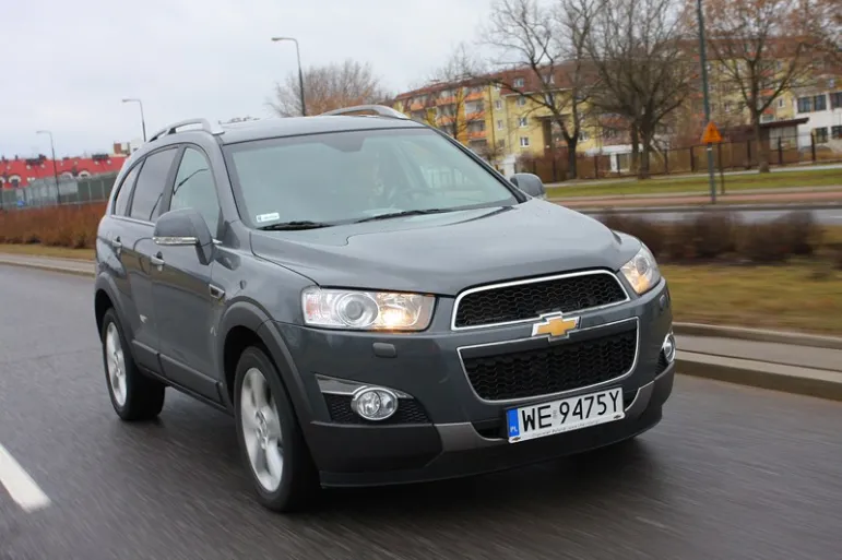 Chevrolet Captiva - przód