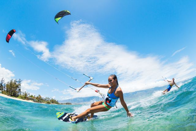 Kitesurfing. Fot. Fotolia