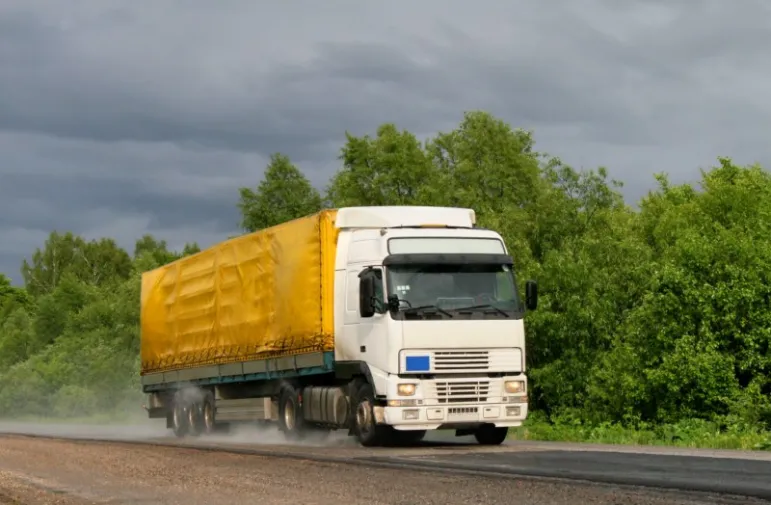 Tzw. puste przebiegi, to obok korków i rosnących cen ropy, największy problem branży transportowej. Fot. Fotolia