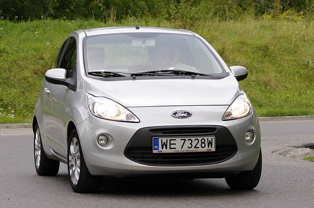 Ford Ka 1.2 Titanium - przód. fot. Maciej Medyj