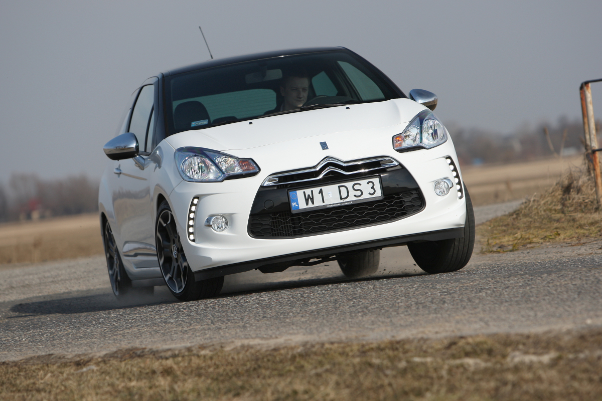 Liczba sprzedanych modeli Citroena DS3 dwukrotnie przekroczyła założenia producenta, Zamówienie na stutysięczny egzemplarz już zostało złożone. Fot. Moto.wieszjak.pl