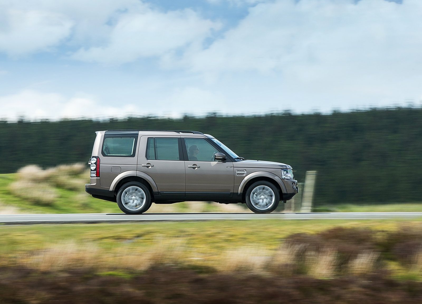 Land Rover Discovery 4 (2009-2017) – zakup obarczony ryzykiem?