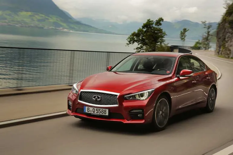 Infiniti Q50 2.0 Turbo 2014