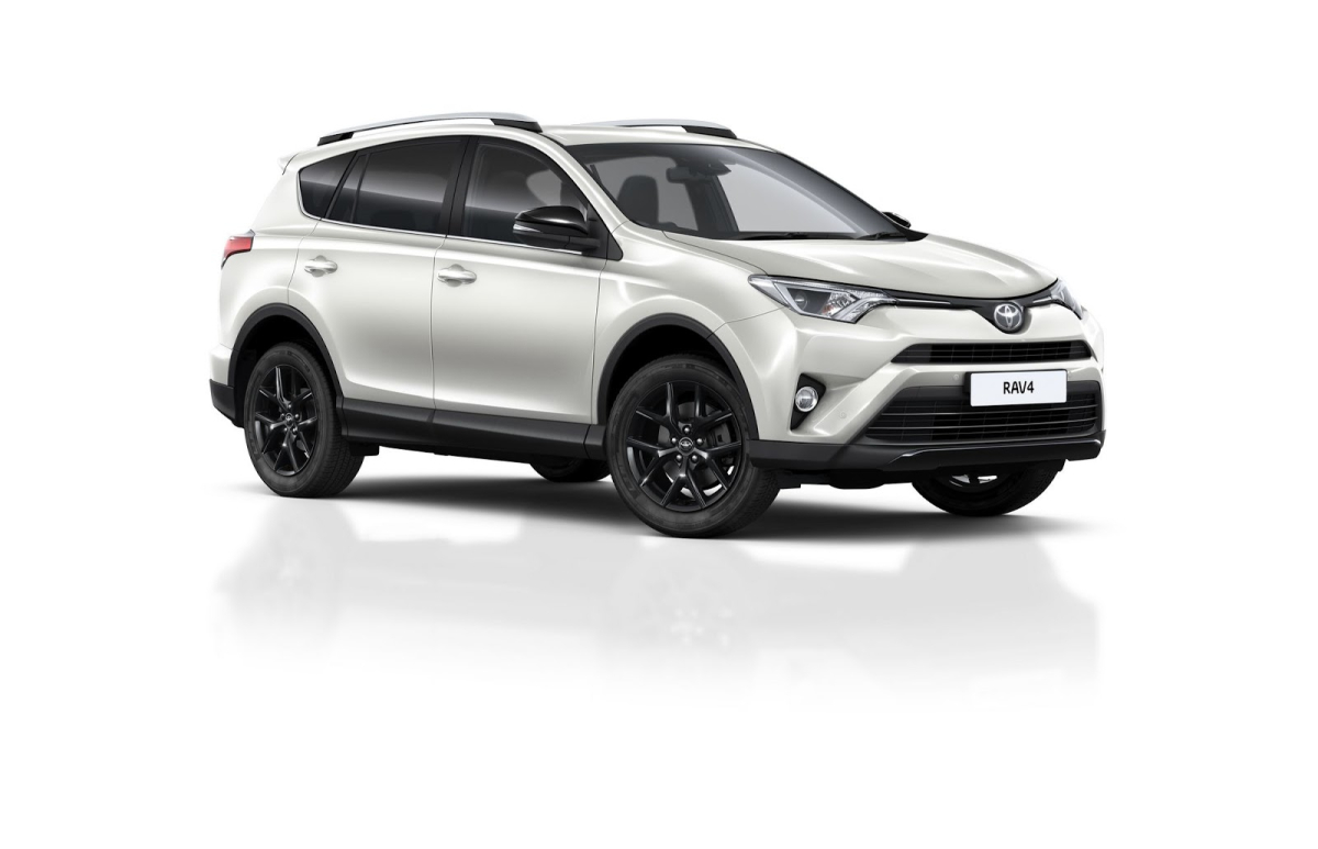Akcja serwisowa Toyoty – ponad 750 sztuk RAV4 ma trafić do warsztatów / fot. Toyota
