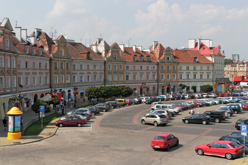 Miejscowe plany będą uwzględniały ilość miejsc do parkowania, w tym dla osób posiadających kartę parkingową. Lublin/ Fot. Fotolia