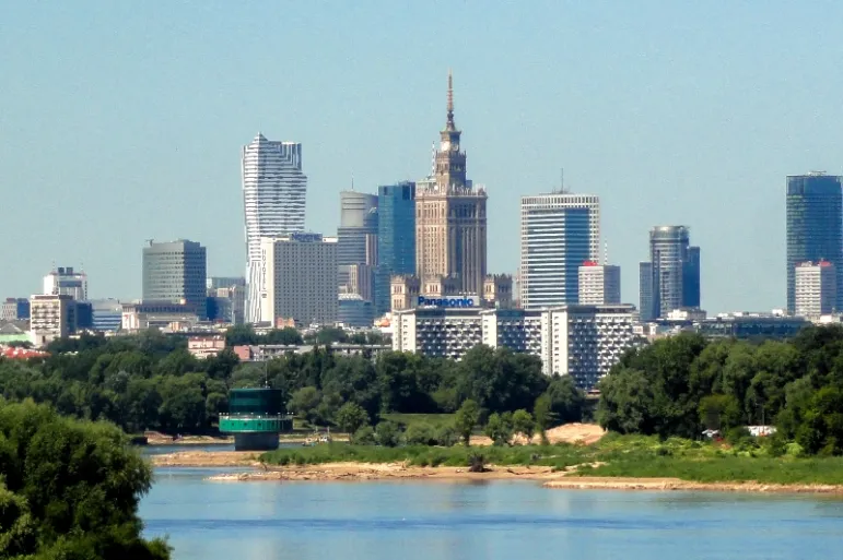 Komisja weryfikacyjna ds. dzikiej reprywatyzacji w stolicy - ustawa weszła w życie /Fot. Fotolia