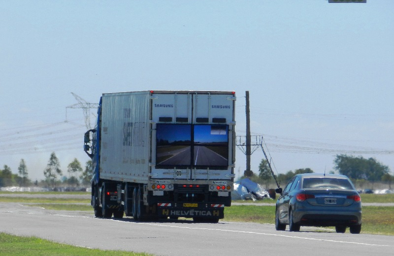 ciężarówka Samsung Safety Truck