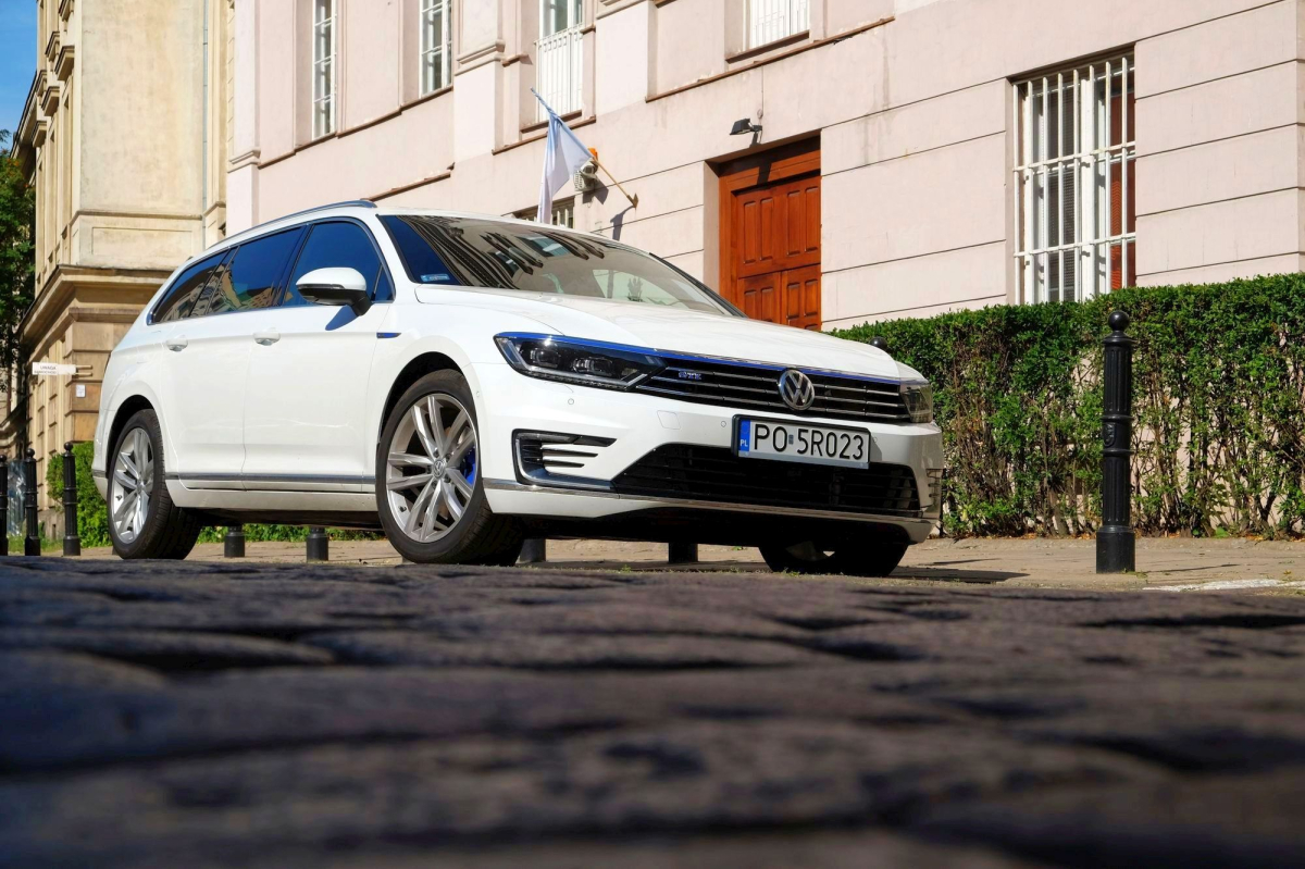 Test Volkswagen Passat Variant GTE