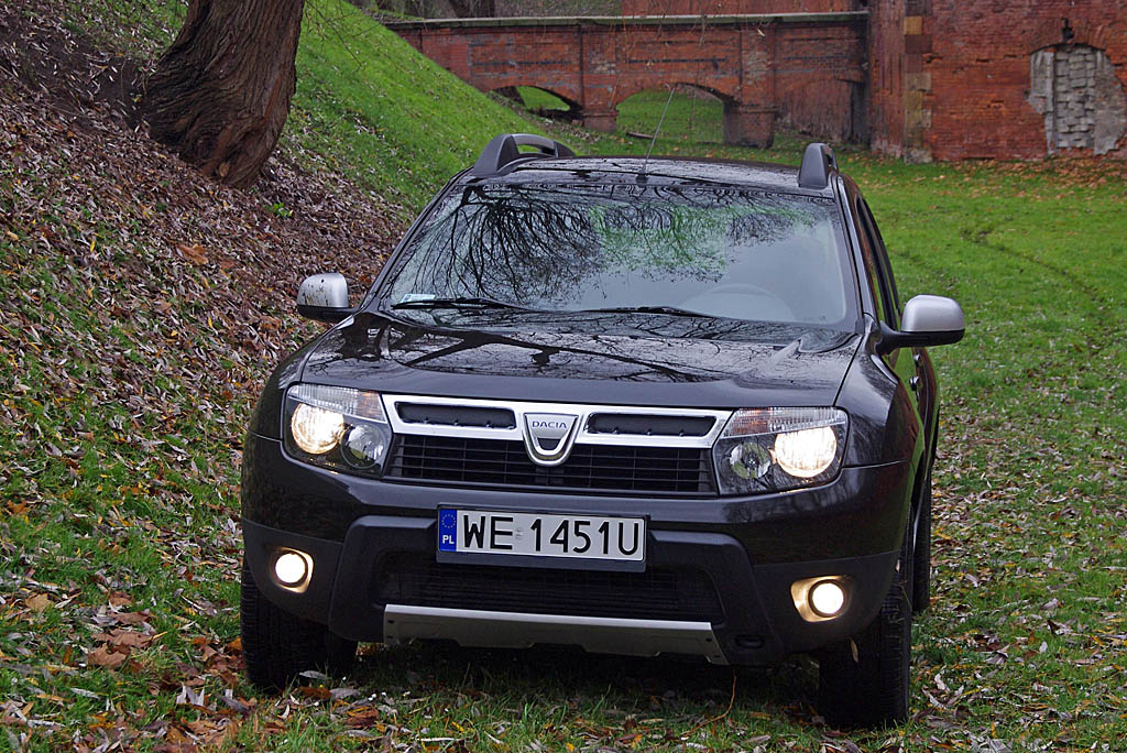 Dacia Duster przód fot. Maciej Medyj