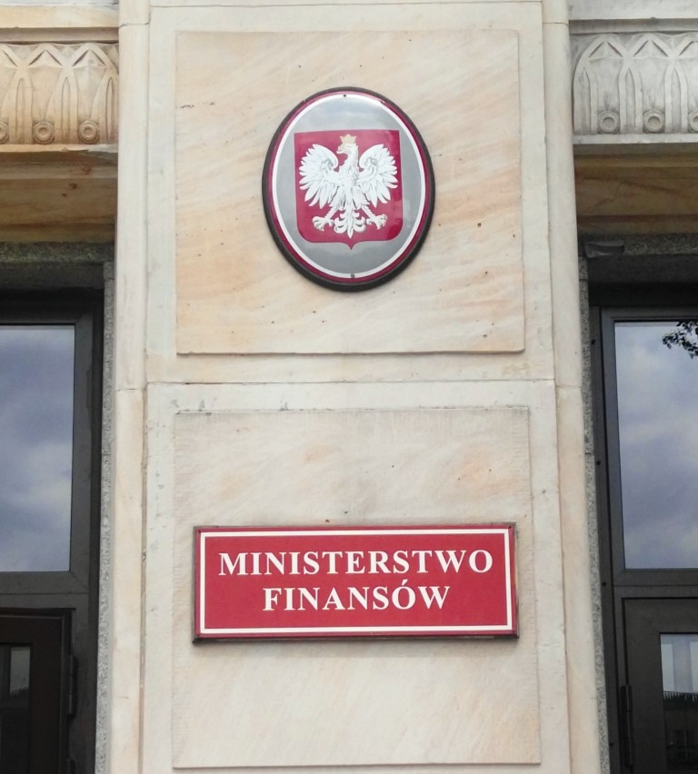 Rozliczenie PIT za 2022 rok - 1,2 mln podatników dopłaci podatek