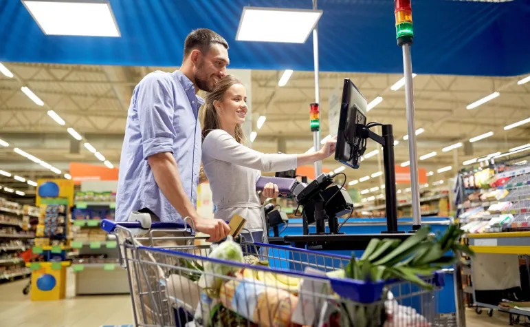 Dzięki samoobsługowym automatom klient może zrealizować płatność za produkt czy usługę bez udziału obsługi, np. kasjera