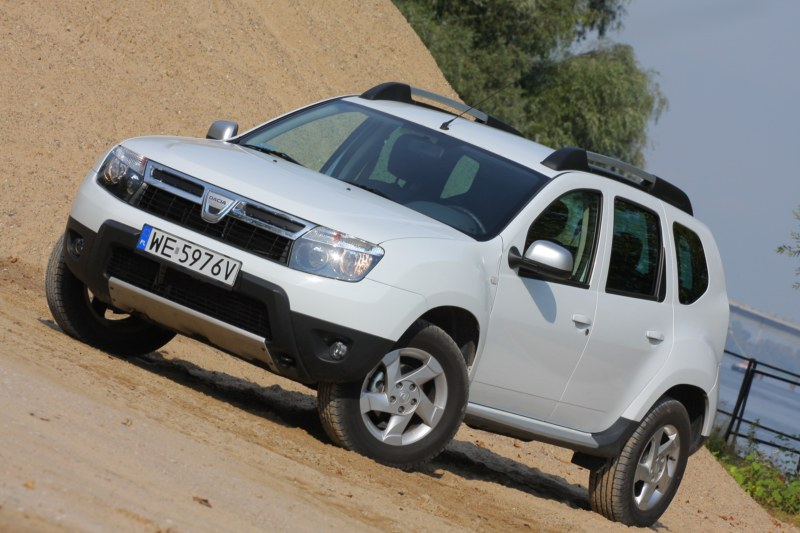 SUV nie musi być drogi w zakupie i eksploatacji. Przekonuje o tym Dacia Duster, która stała się jednym z chętniej kupowanych