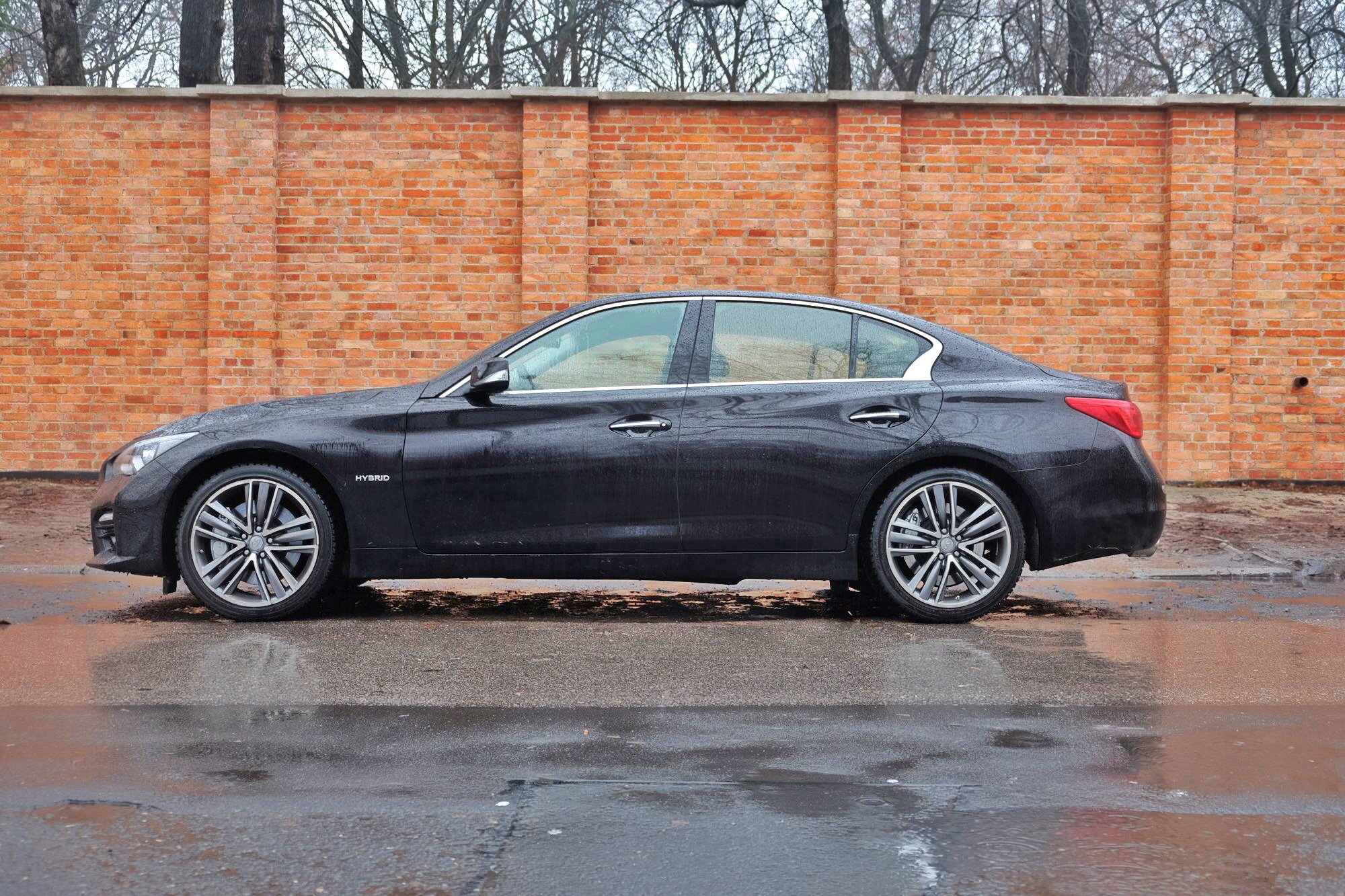 Test Infiniti Q50S Sport AWD Hybrid 