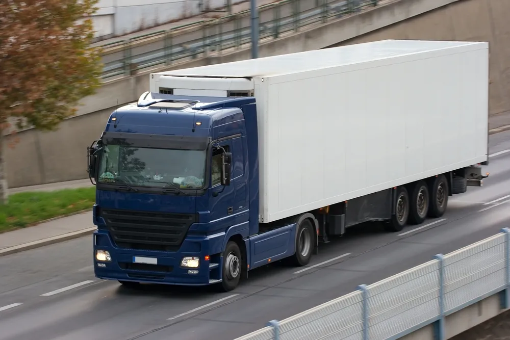 Nowy tachograf cyfrowy 4.0 - rejestracja czasu pracy w nowych pojazdach - Infor.pl