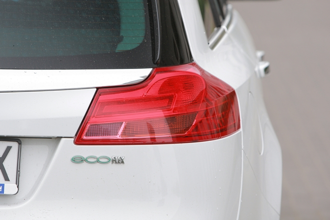 Co zrobić w razie zatrzymania dowodu rejestracyjnego auta w leasingu?