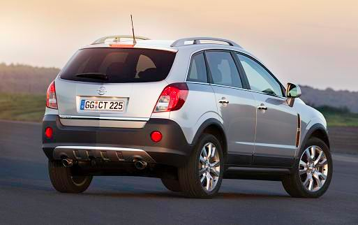 Jak tymczasowo naprawić nieszczelność w układzie wydechowym? fot. Opel