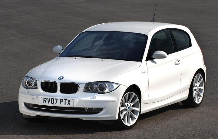 Jest to jedyne w swojej klasie auto z napędem na tylną oś. 40 000 zł pozwoli na znalezienie samochodu z silnikiem benzynowym o pojemności 1.6 litra i mocy 115 KM.