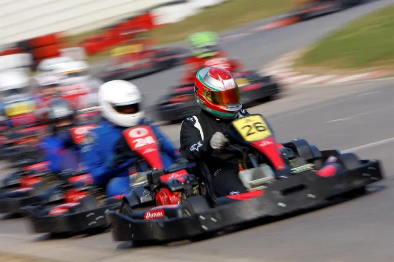 Impreza Centrum Druku Karting Talent to gratka dla młodych talentów i szansa na zdobycie 5000 zł.