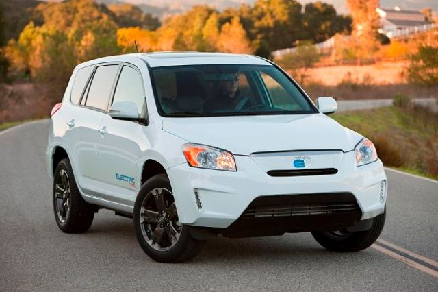 Nowa elektryczna Toyota RAV4 Fot. Toyota