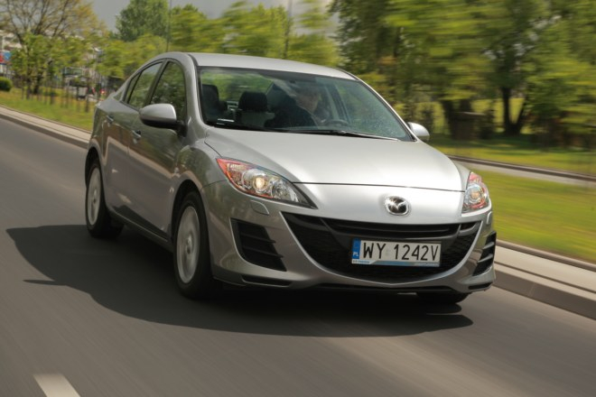 Mazda 3 jako złoty medalista stanęła na podium wyżej od Mercedesa Klasy A oraz Hondy Civic fot. Moto.wieszjak.pl