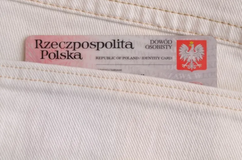 Policja może legitymować obywatela tylko wtedy, gdy ma podstawę.