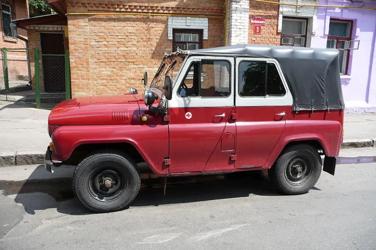 UAZ 469, egzemplarz używany przez ukraińskie pogotowie