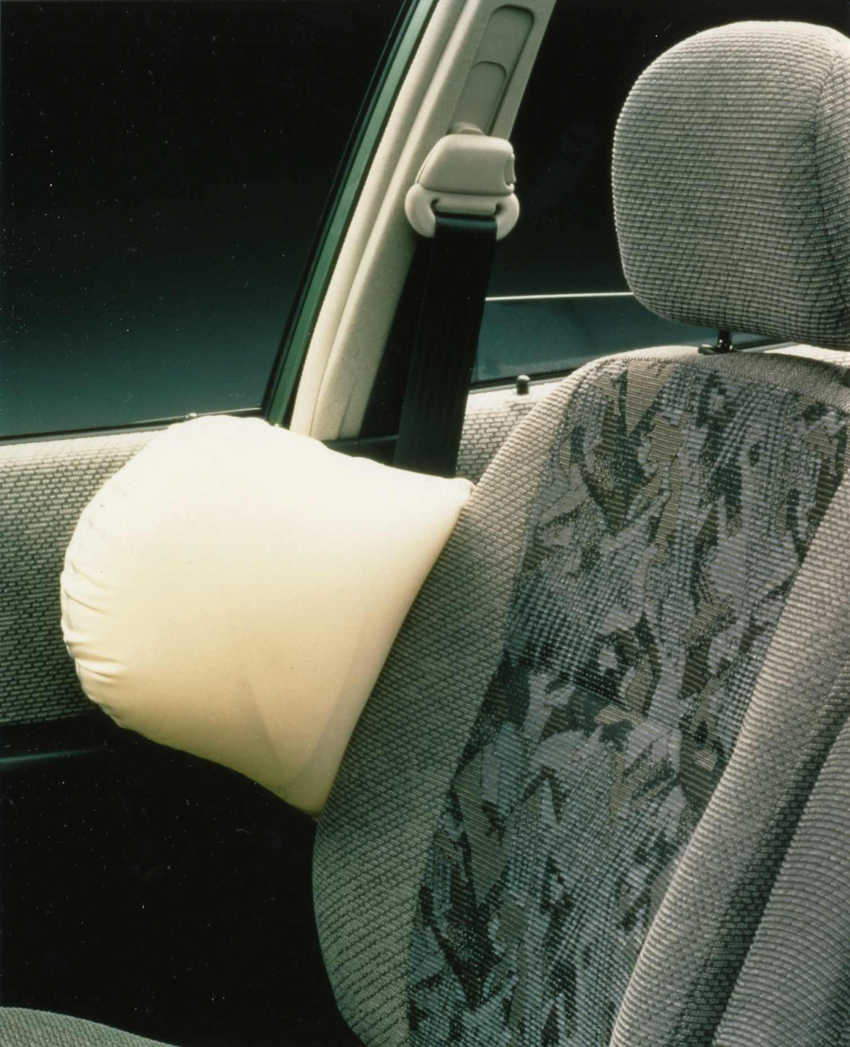 Dzięki tej poradzie bezpiecznie zdemontujemy boczną poduszkę powietrzną fot. Newspress