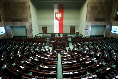 Zgodnie z badaniem przeprowadzonym przez CBOS gabinet ma aż 43 proc zwolenników.