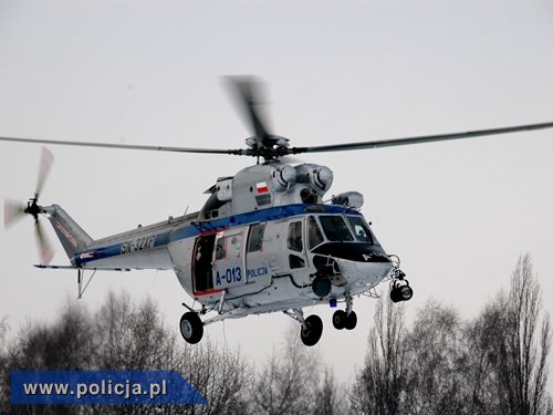 Rejestrator zamontowany na pokładzie helikoptera zapisuje wszystkie wykroczenia drogowe oraz rejestruje prędkość z jaką porusza się kierowca.