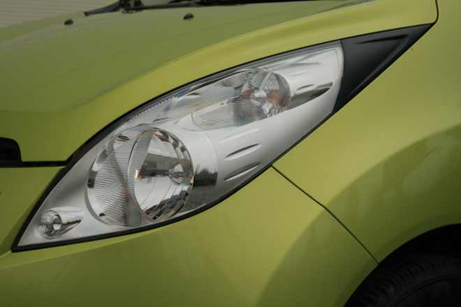 Czysty reflektor to podstawa dobrej widoczności /Chevrolet