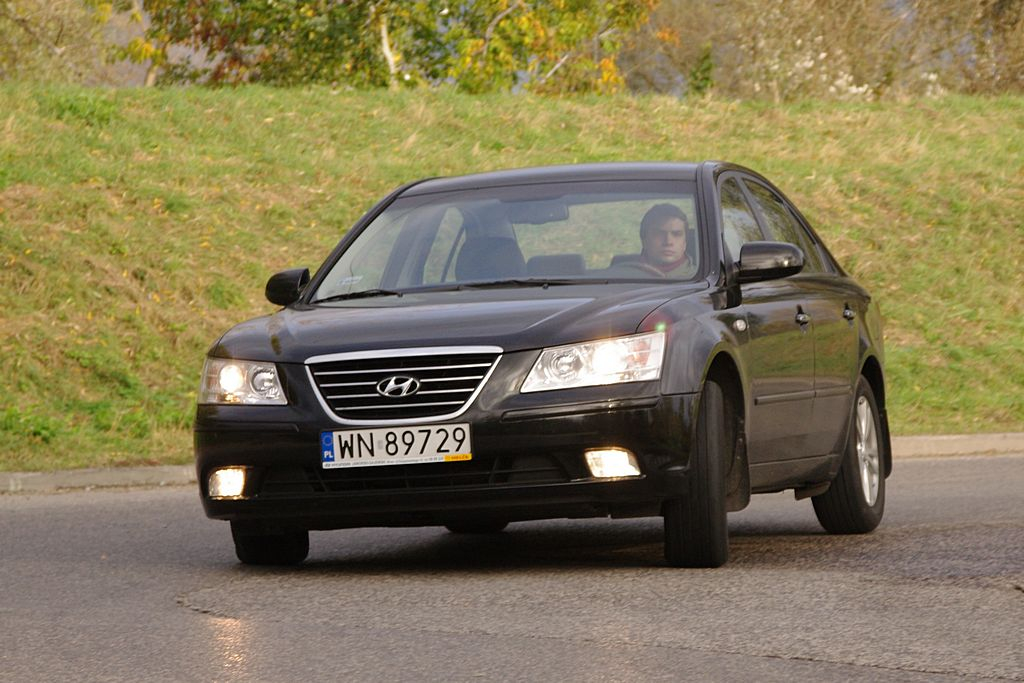 Hyundai Sonata 2.0 CRDi przód Fot. Maciej Medyj