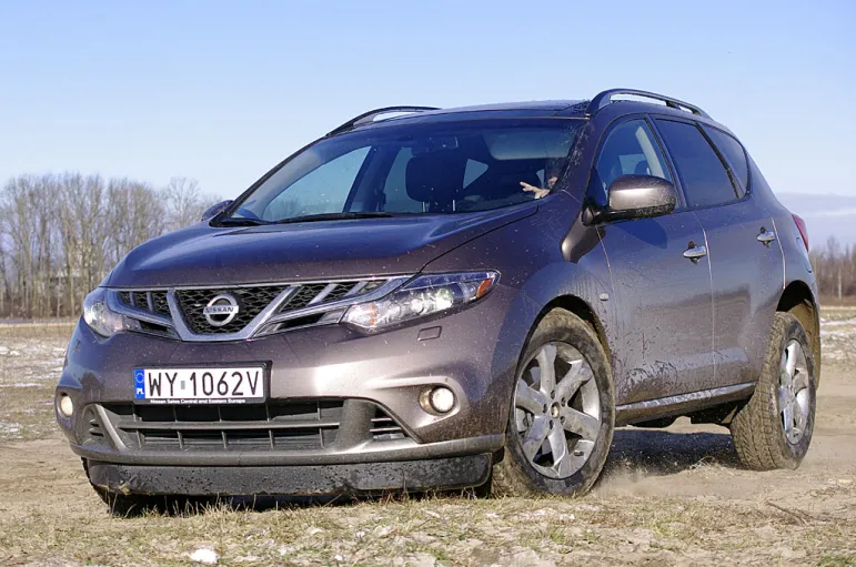 Test Nissan Murano 2.5 dCi przód fot. Maciej Medyj