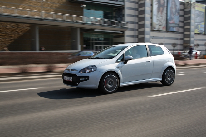 Fiat Punto Evo 135 KM Energy to zwycięzca kwietniowej edycji Best of Test w kategorii 