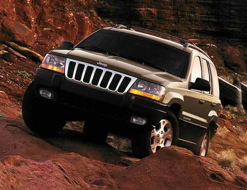 Jeep Grand Cherokee jest autem dla ludzi, którzy ponad jakość czy właściwości jezdne, cenią sobie przestronność i wygodę.