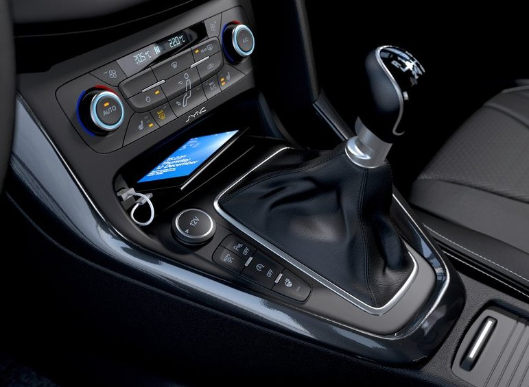 Ford Focus III 2015 lifting skrzynia biegów