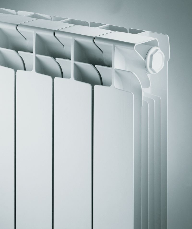 Kiedy planujemy samodzielny zakup grzejnika, musimy wiedzieć, jakie parametry techniczne muszą spełniać grzejniki.