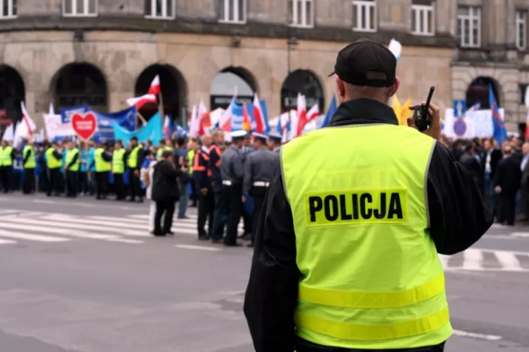 1000 zł nagrody dla policjantów za pracę w 11 listopada/ fot. Fotolia