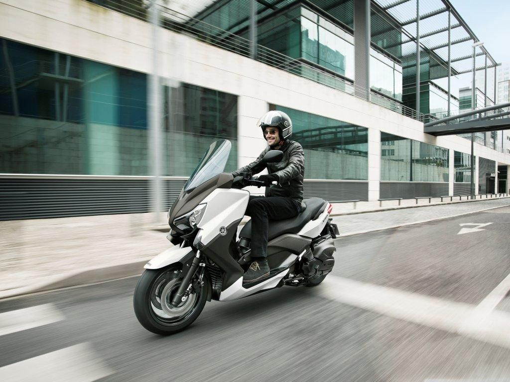 Yamaha X-Max 400